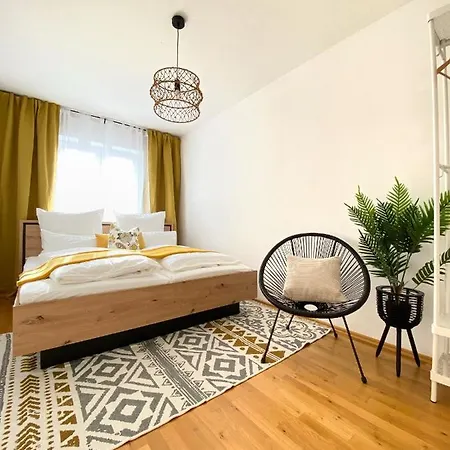 Step Apartments - Large, Luxurious And Central Apartment Bad Aibling